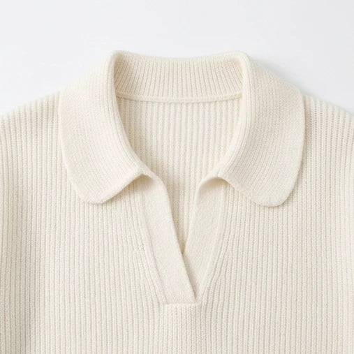 Velluna – Scalloped Hem V-Neck Sweater