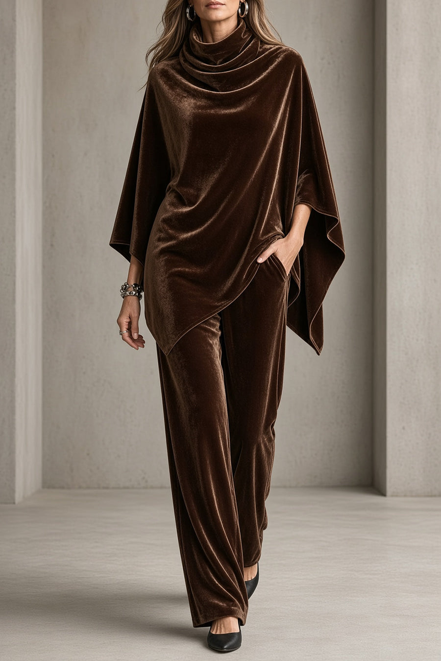 Monica | Velvet Poncho & Pants Set