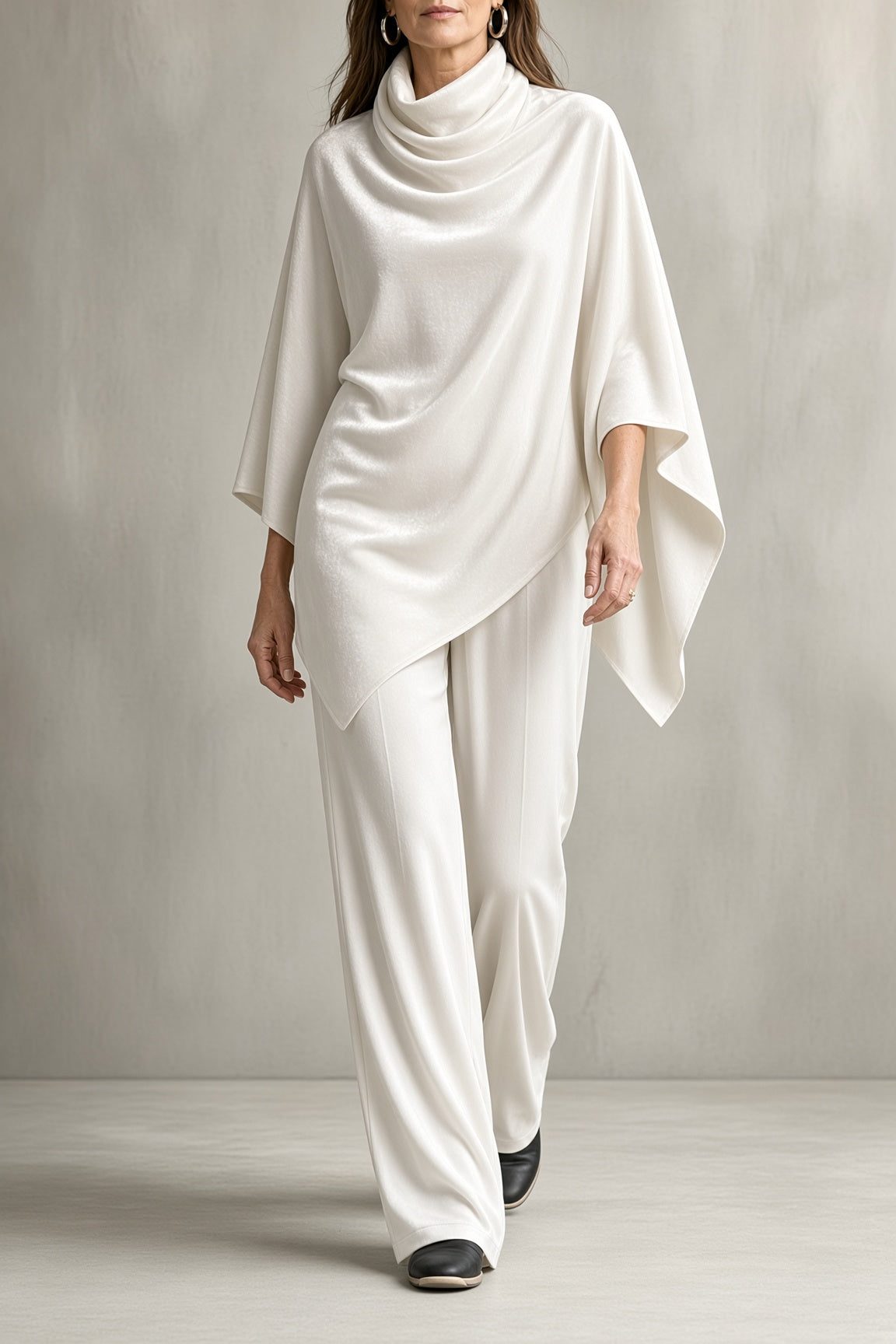 Monica | Velvet Poncho & Pants Set