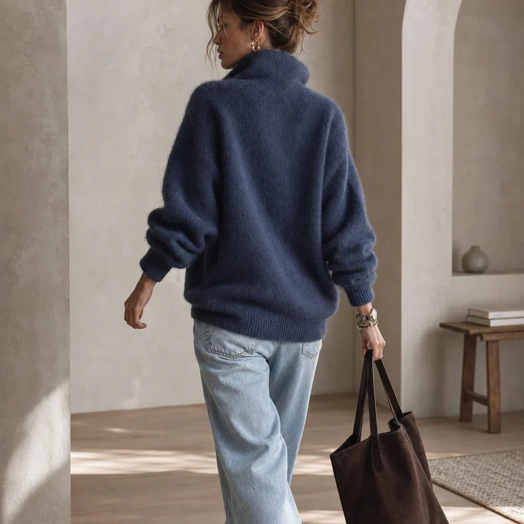 Wooluna – Fuzzy Contrast-Collar Half-Zip Sweater