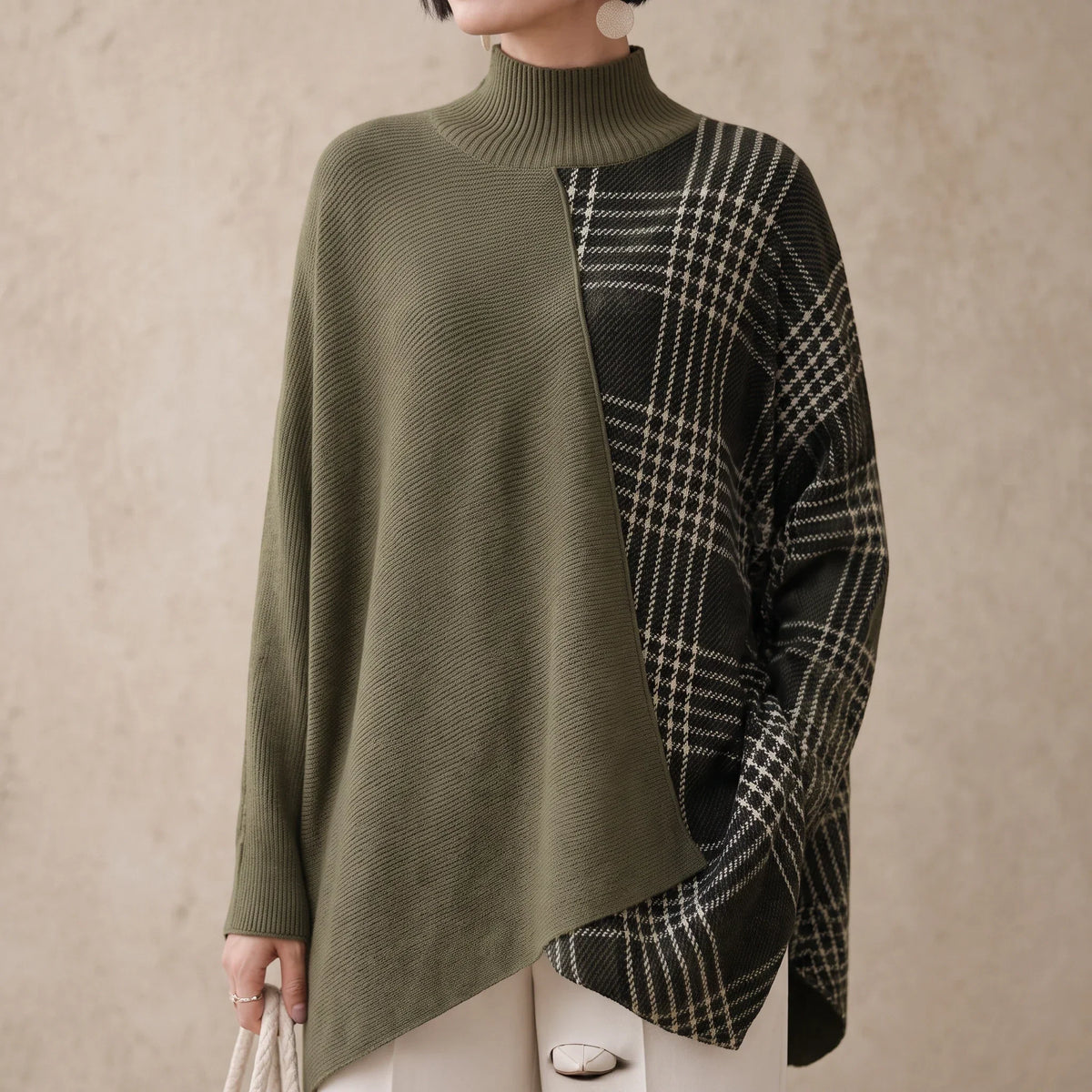 Plaidelle – Asymmetric Plaid Panel Knit Sweater